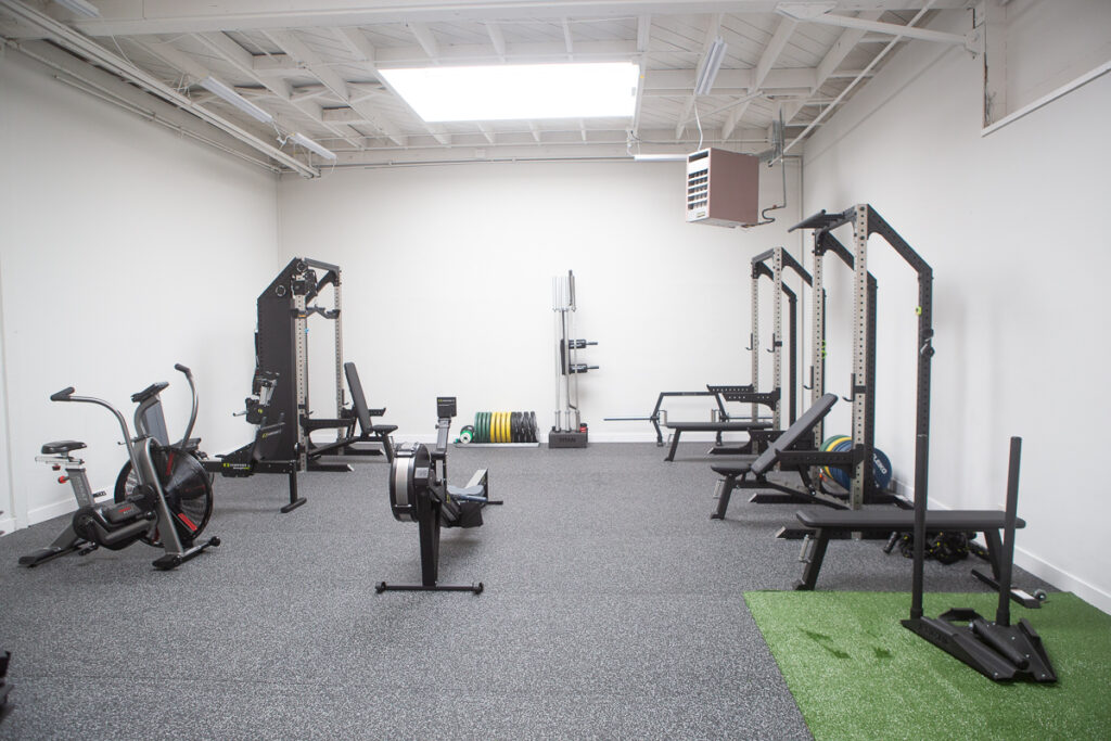 3Score Gym barbell training for adults located in Berkeley CA